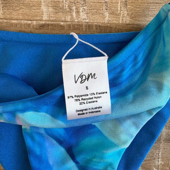 VDM Blue Tide Marley String Bikini Set Size S - Picture 3 of 4